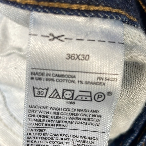 Old Navy Womens Dark Wash Straight Leg Jeans Size 16 - Picture 14 of 14